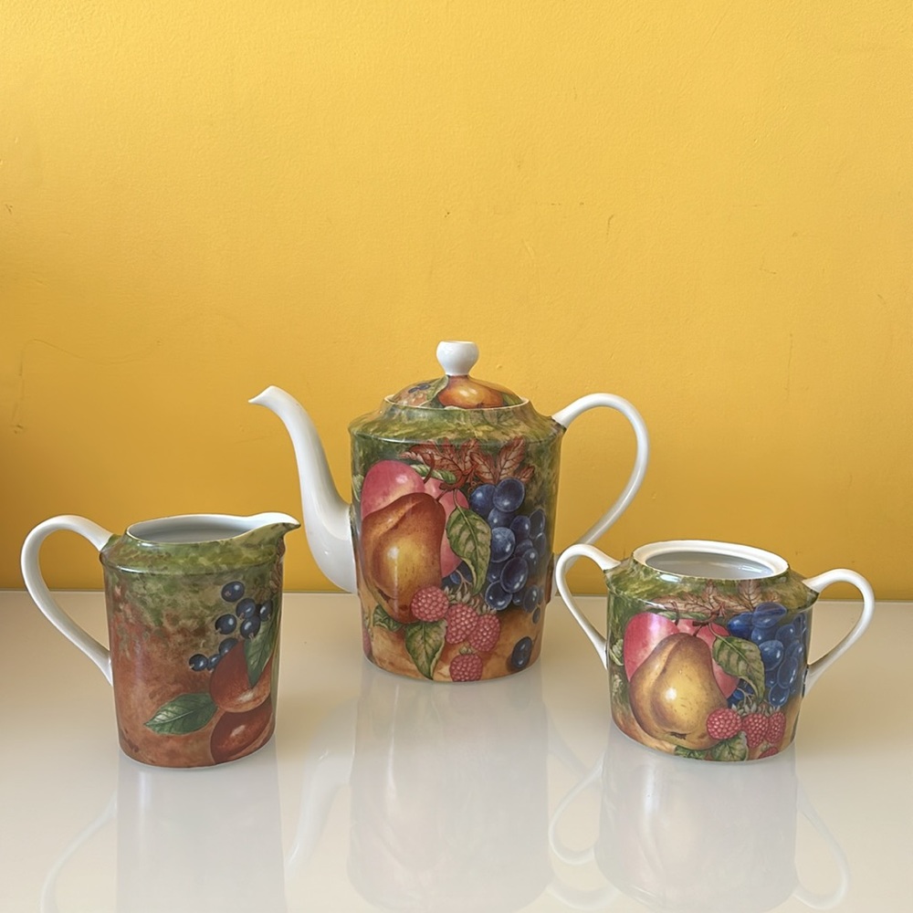 Limoges France La Gloriette Lazeyras Porcelain Tea Set 4 pieces